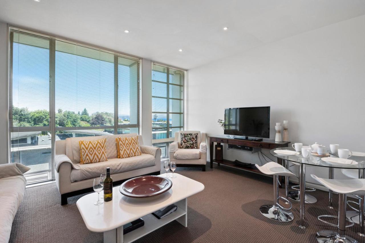 Marinaside Villa - Taupo Holiday Apartment Esterno foto