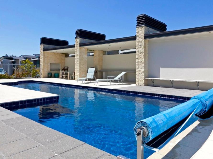 Marinaside Villa - Taupo Holiday Apartment Esterno foto