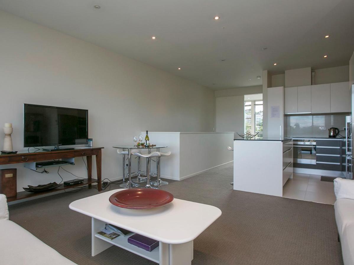 Marinaside Villa - Taupo Holiday Apartment Esterno foto